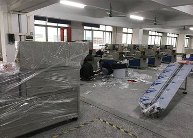 Sweeties Food Packaging Machine , 220v 50/60hz Candy Wrapping Machine